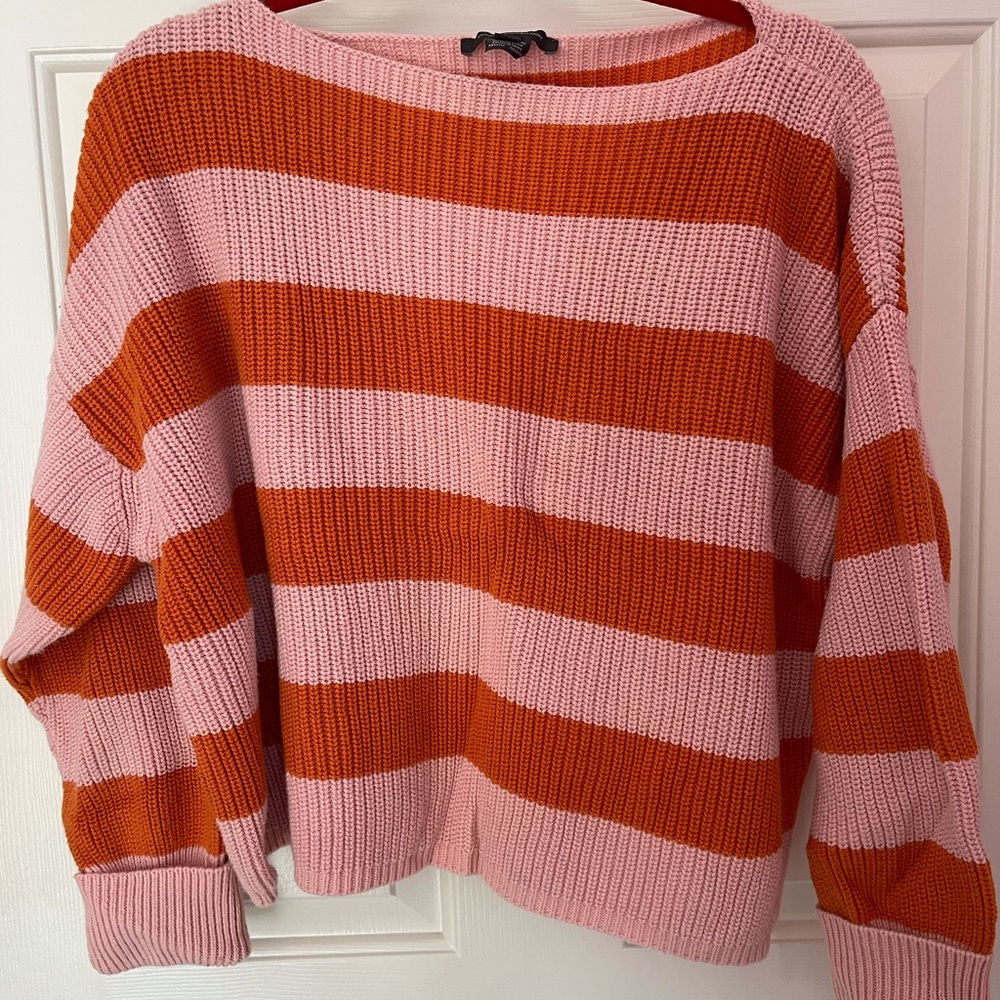 Oversized cropped sweater
